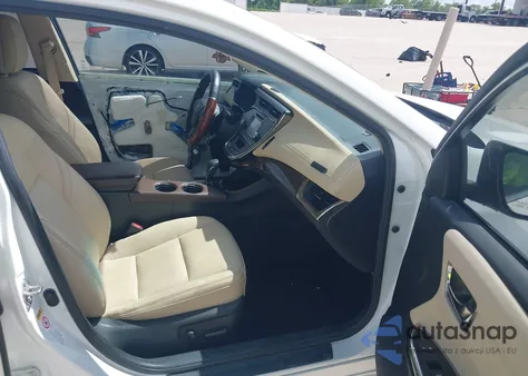 2015 Toyota Avalon Xle z USA, uszkodzony, nr VIN 4T1BK1EB8FU189447